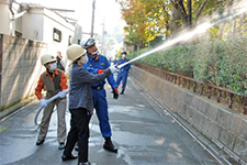 市民消火隊訓練